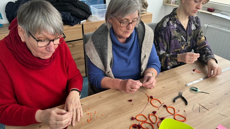 Motiv zum Thema: Charity-Armband zum Jubiläum